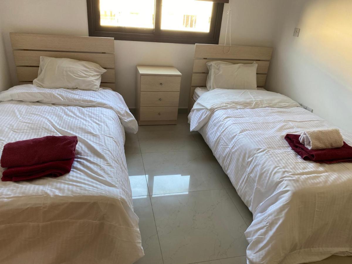 Two Bedroom Duplex :Mountain And Sea View Larnaca Exterior foto